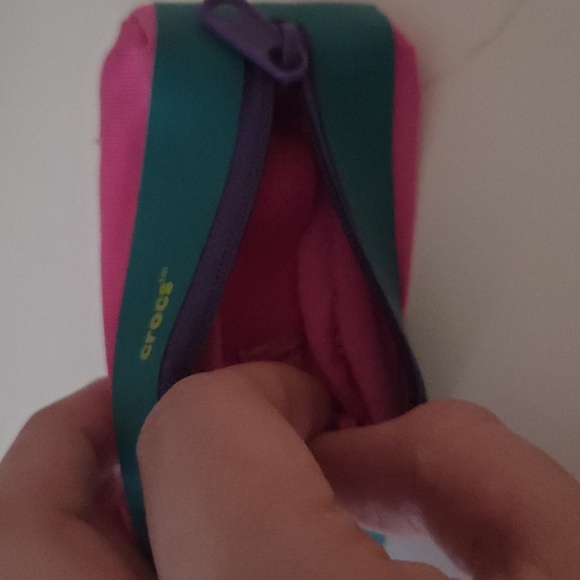 Crocs Jibbitz Fanny Pack - Picture 3 of 3